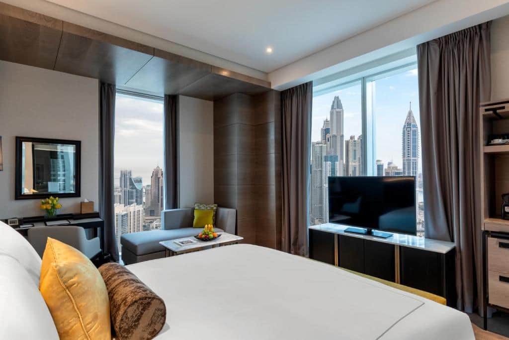 Taj Jumeirah Lakes Towers