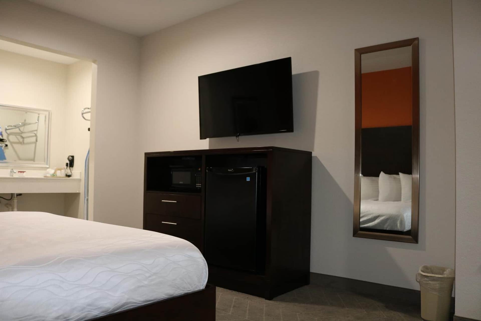 Scottish Inns & Suites
