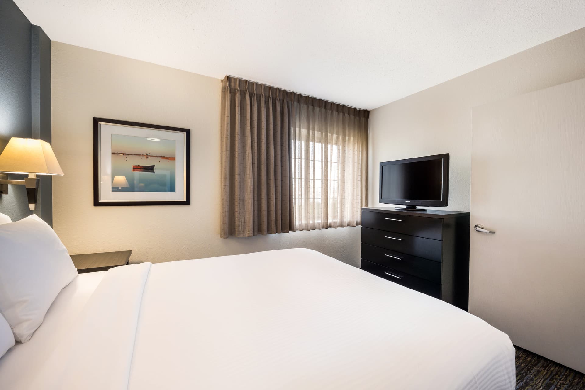 Sonesta Simply Suites Detroit Ann Arbor