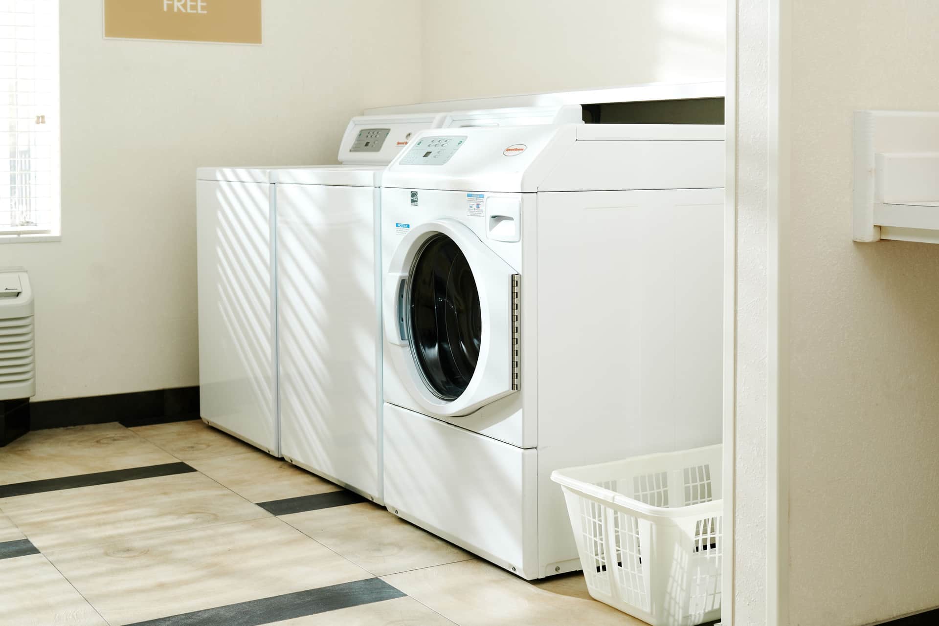 Sonesta Simply Suites Baltimore BWI Airport
