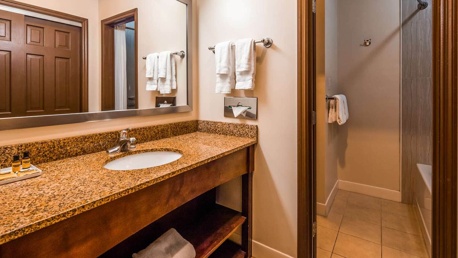 Best Western Plus The Inn & Suites At The Falls