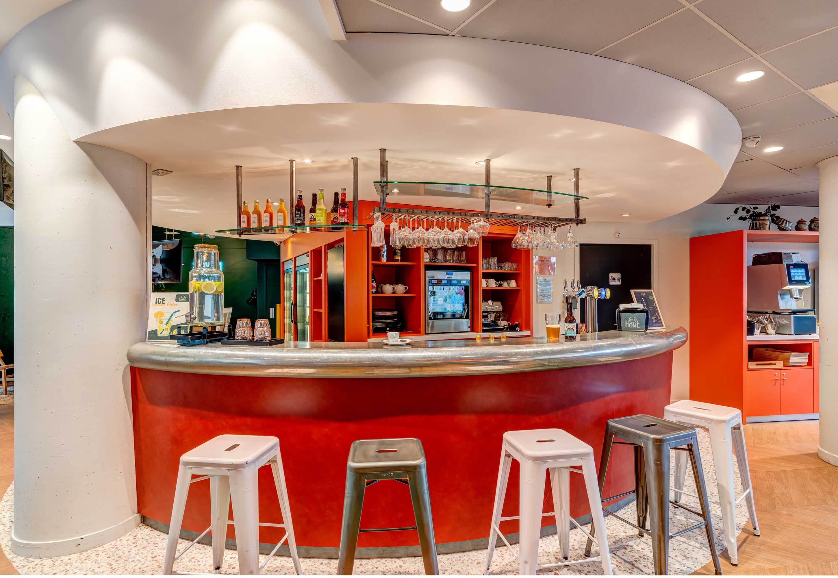 B&B HOME Rueil-Malmaison Gare