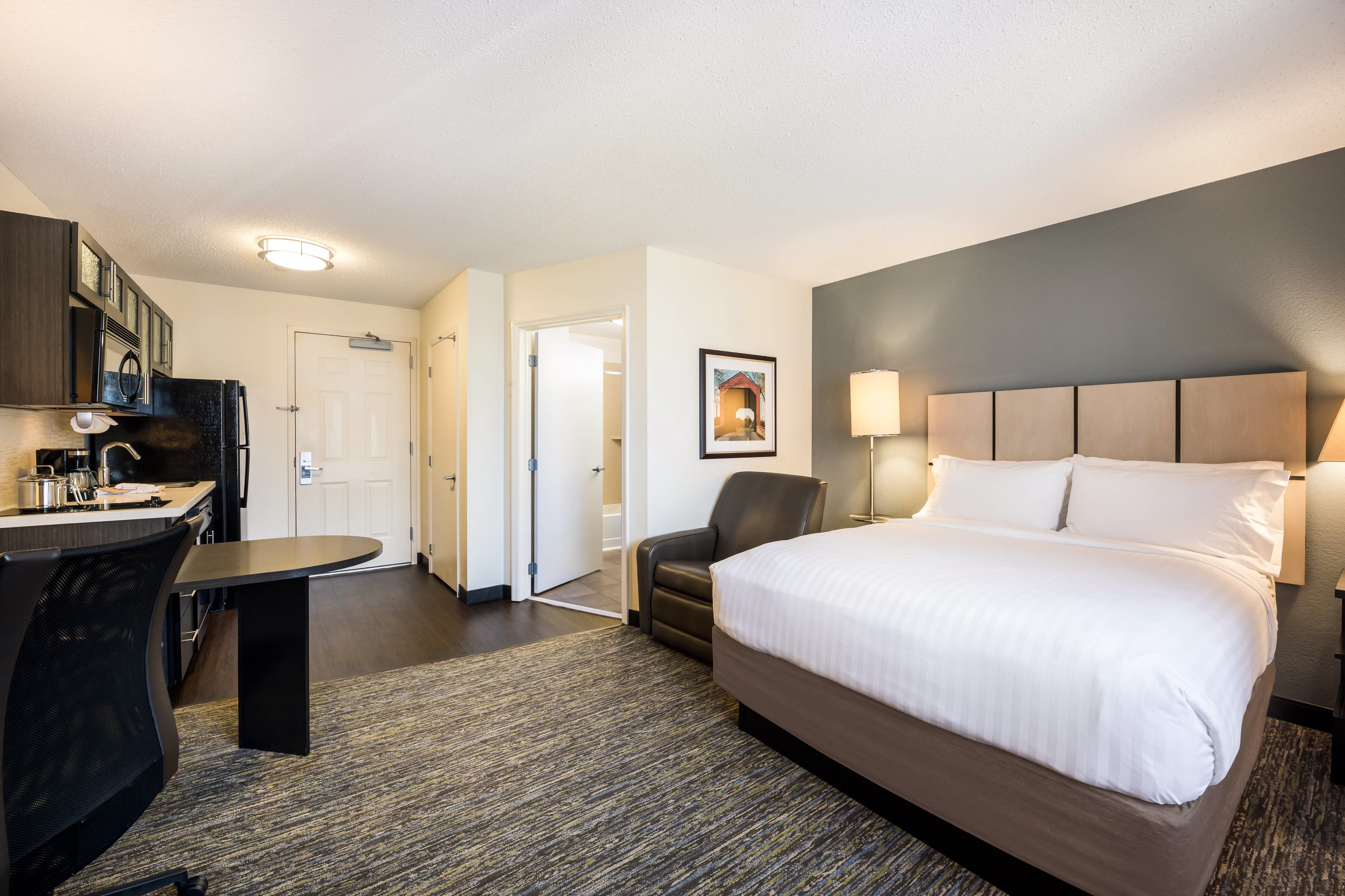 Sonesta Simply Suites Oklahoma City Airport