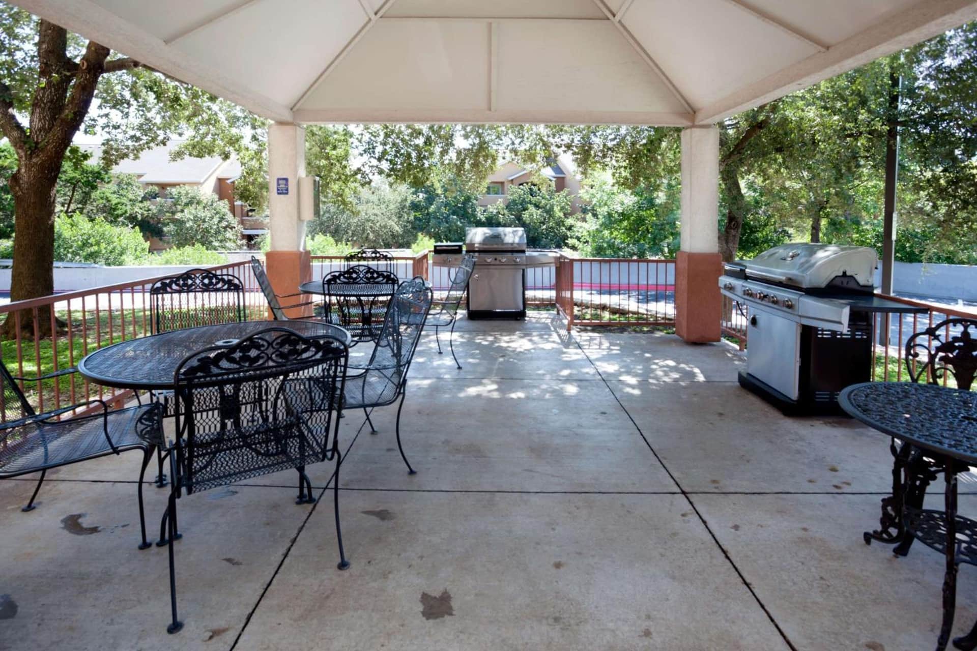 Sonesta Simply Suites Austin The Domain Area