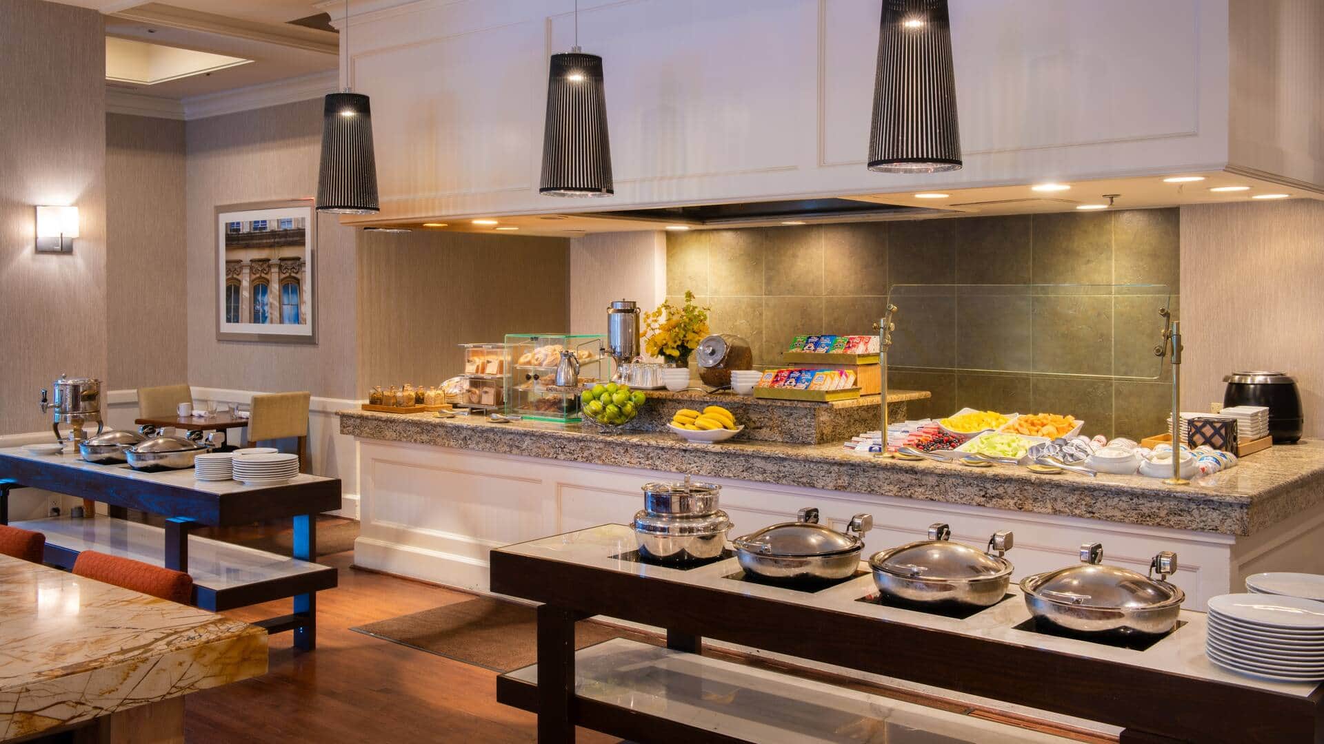 DoubleTree Suites by Hilton Hotel Philadelphia West