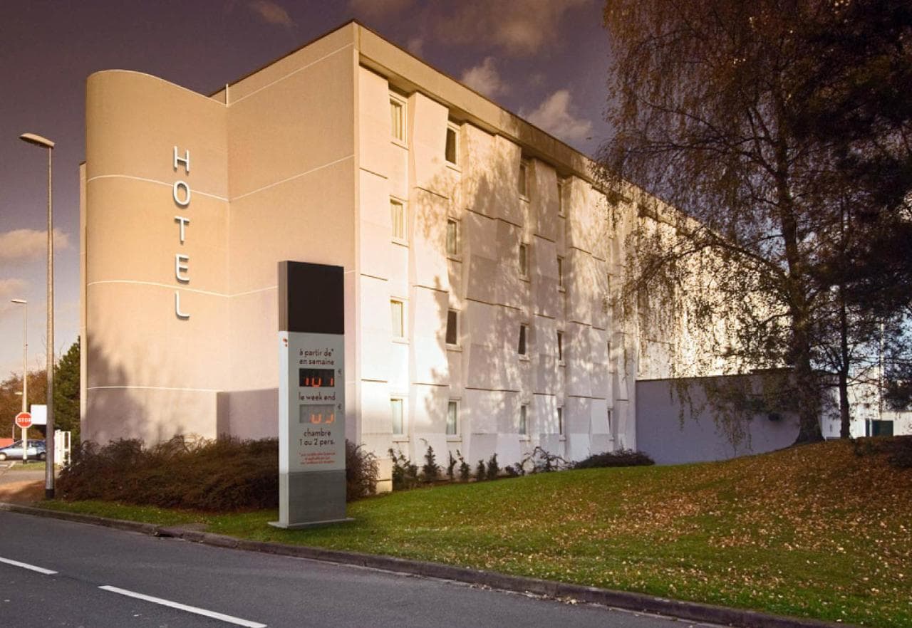 B&B HOTEL Lille Villeneuve d'Ascq Hôtel de Ville