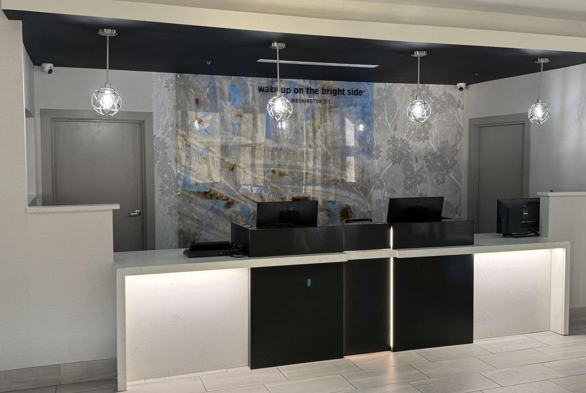 Holiday Inn Express & Suites Washington DC - NoMa