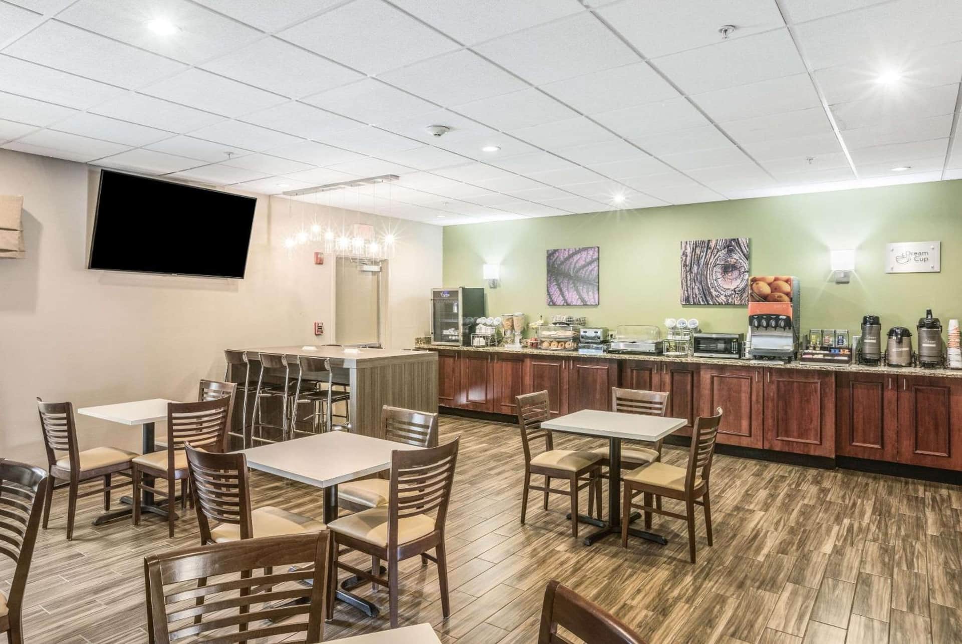 Sleep Inn & Suites