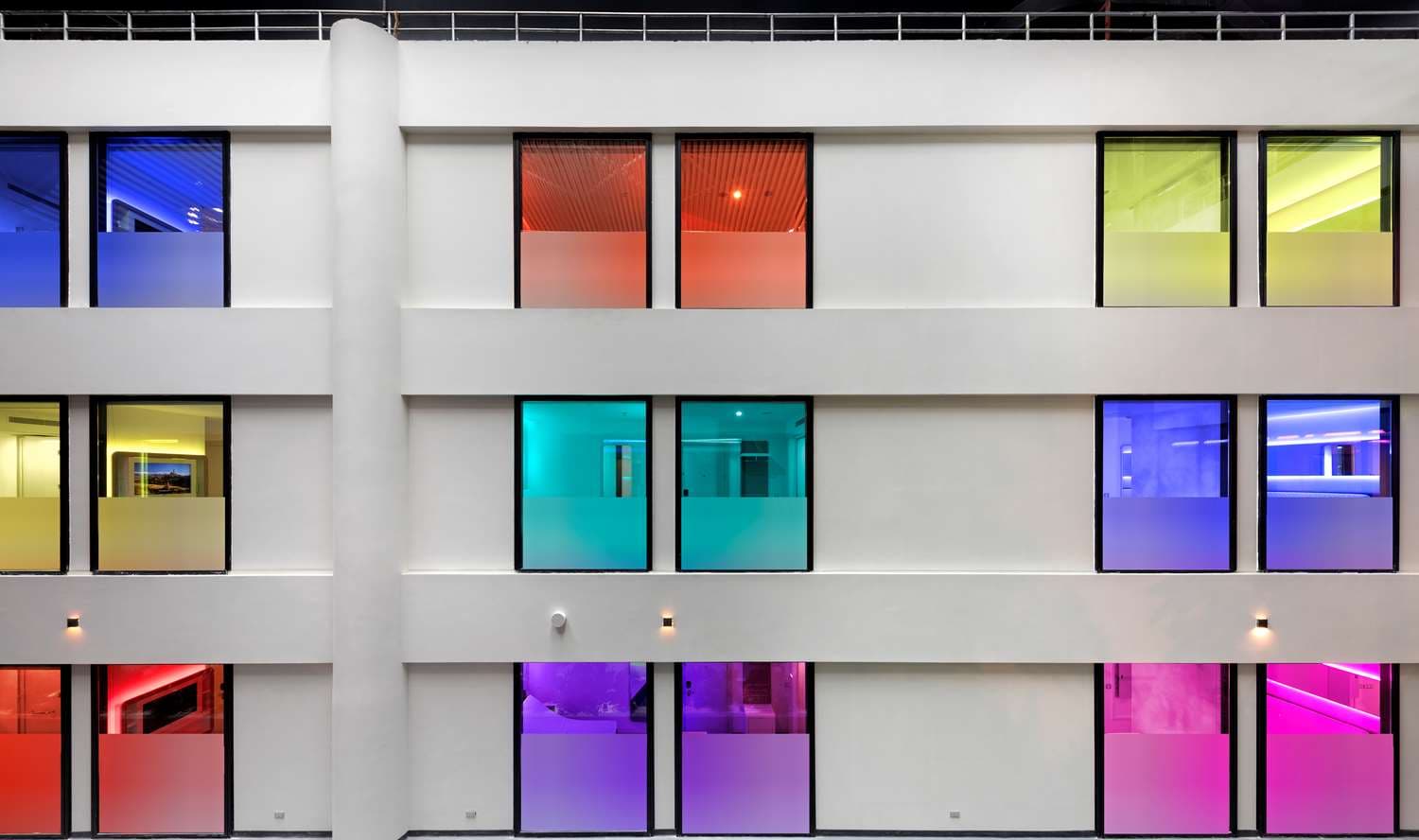 YOTELAIR Istanbul Airport, Duty free - International Transit area