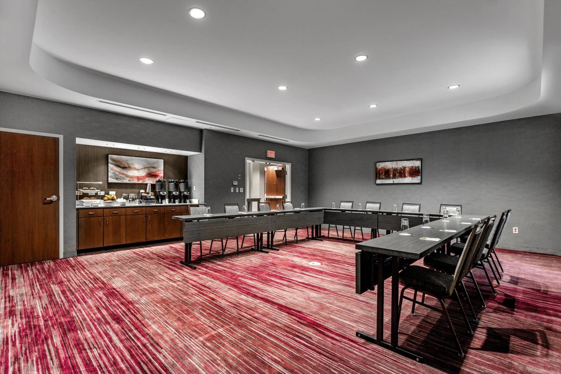 Courtyard by Marriott Easton-Columbus