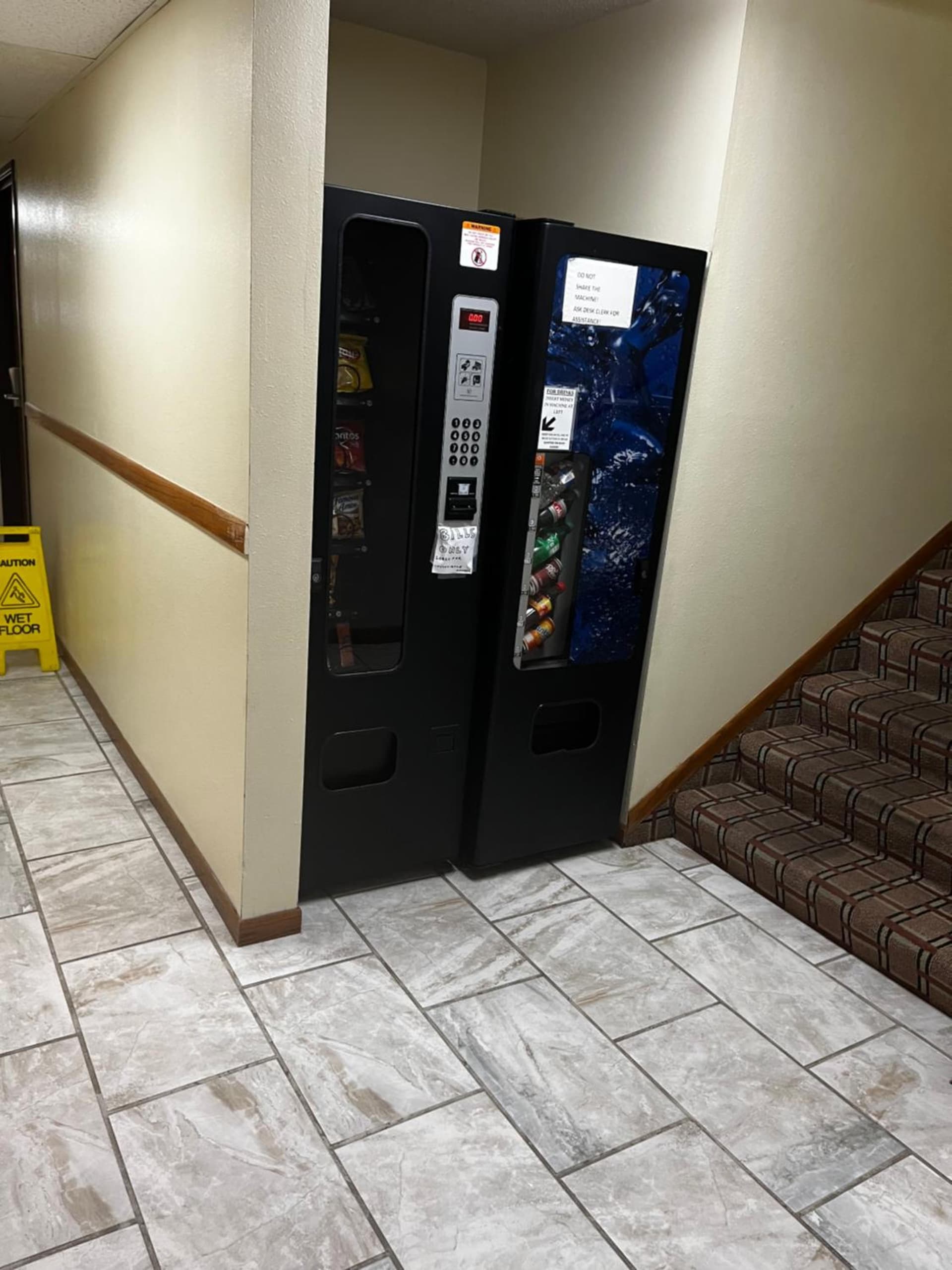 Super 8 by Wyndham Smithville