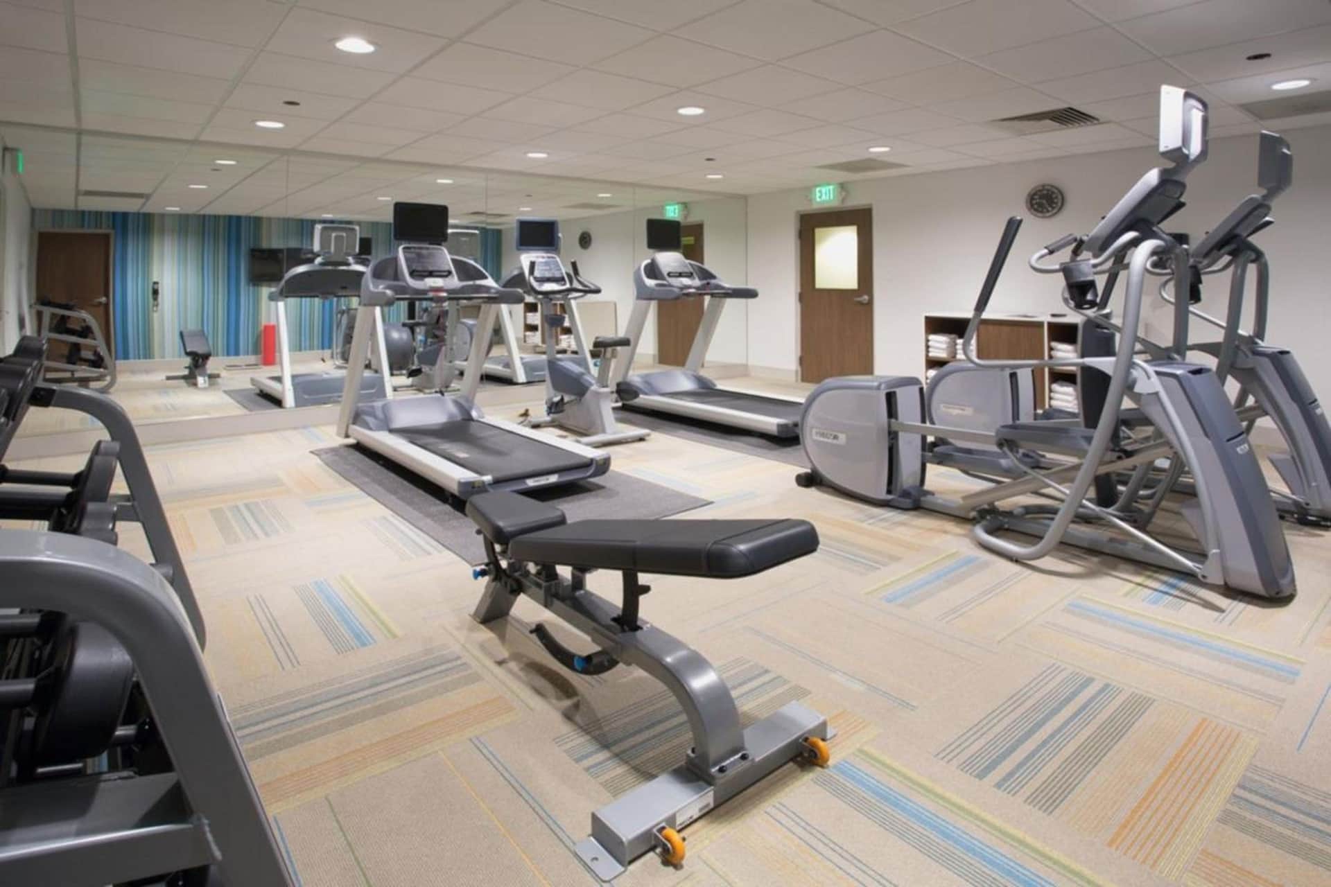 Holiday Inn Indianapolis - Airport Area N by IHG
