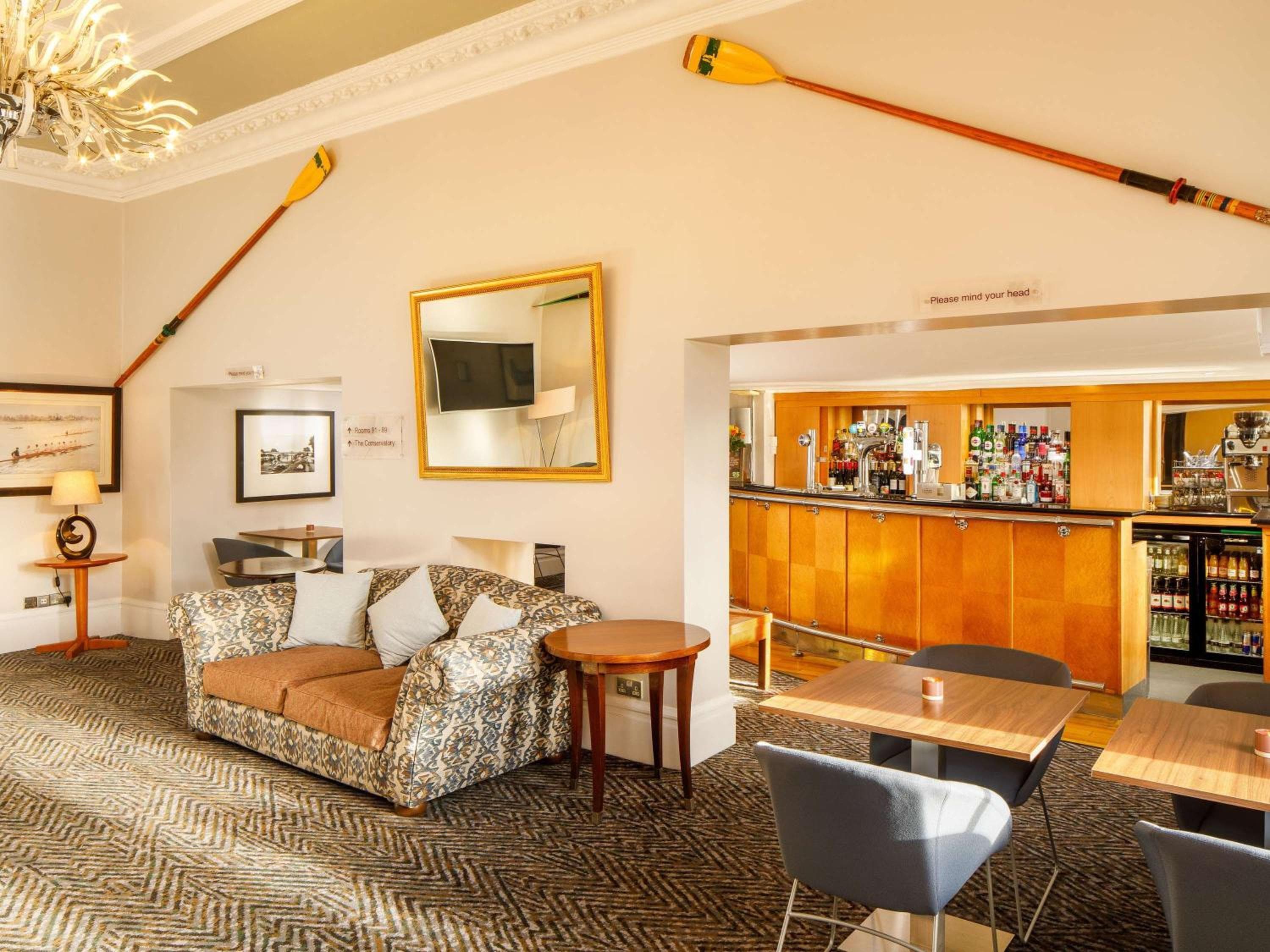 Sunday London Staines-upon-Thames Heathrow T5