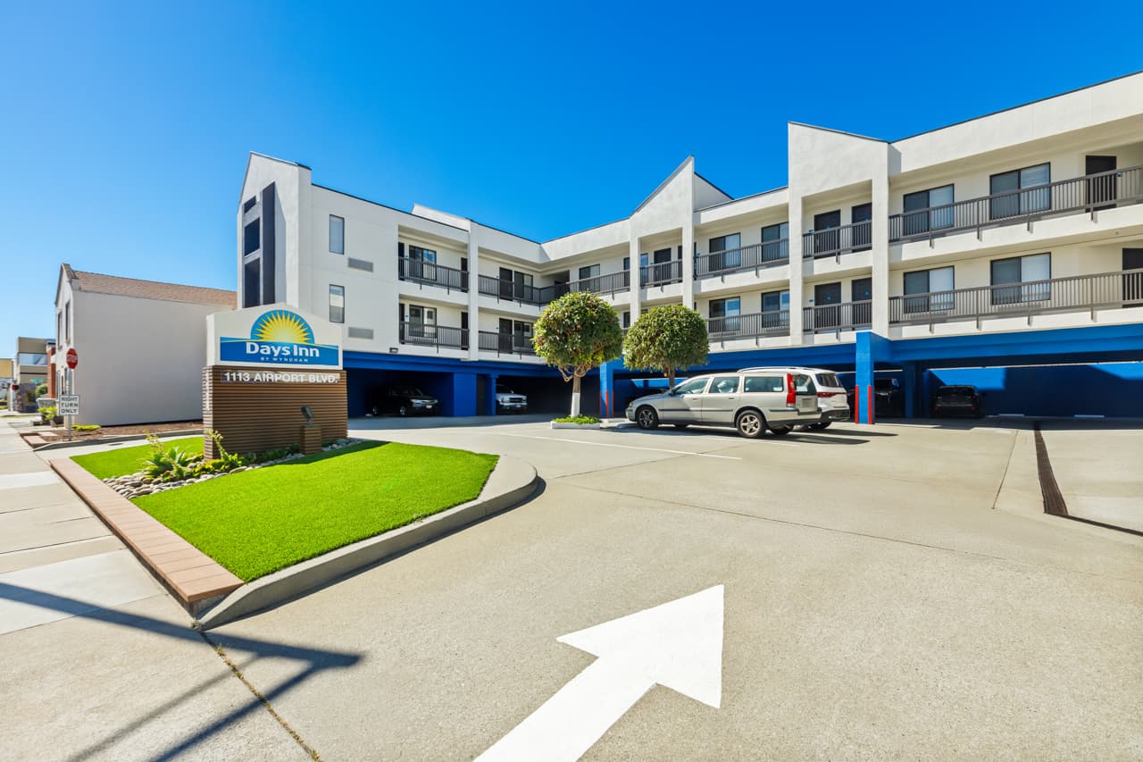 Days Inn by Wyndham San Francisco S/Oyster Point Airport