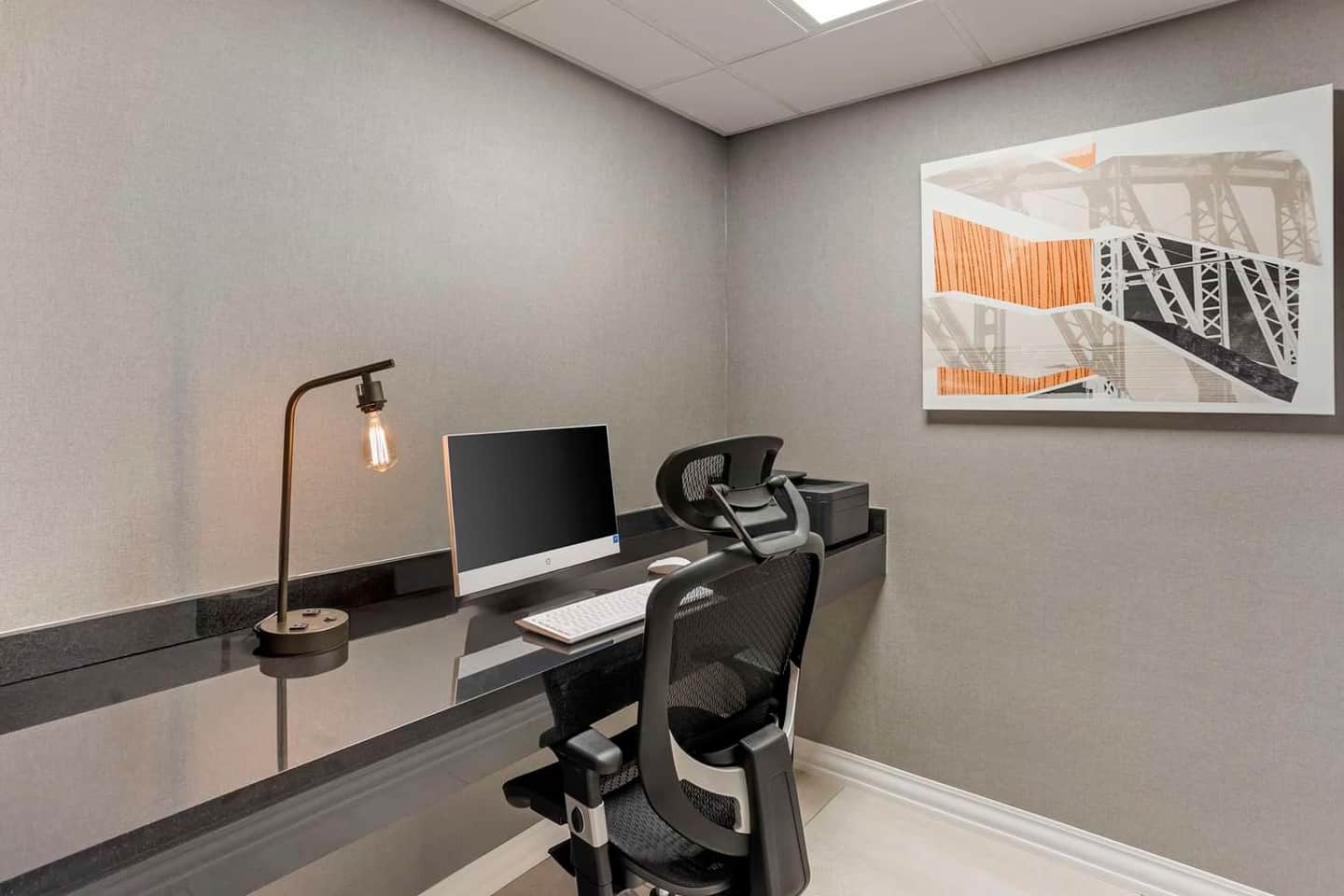 Best Western Plus Heritage Rail Inn & Suites