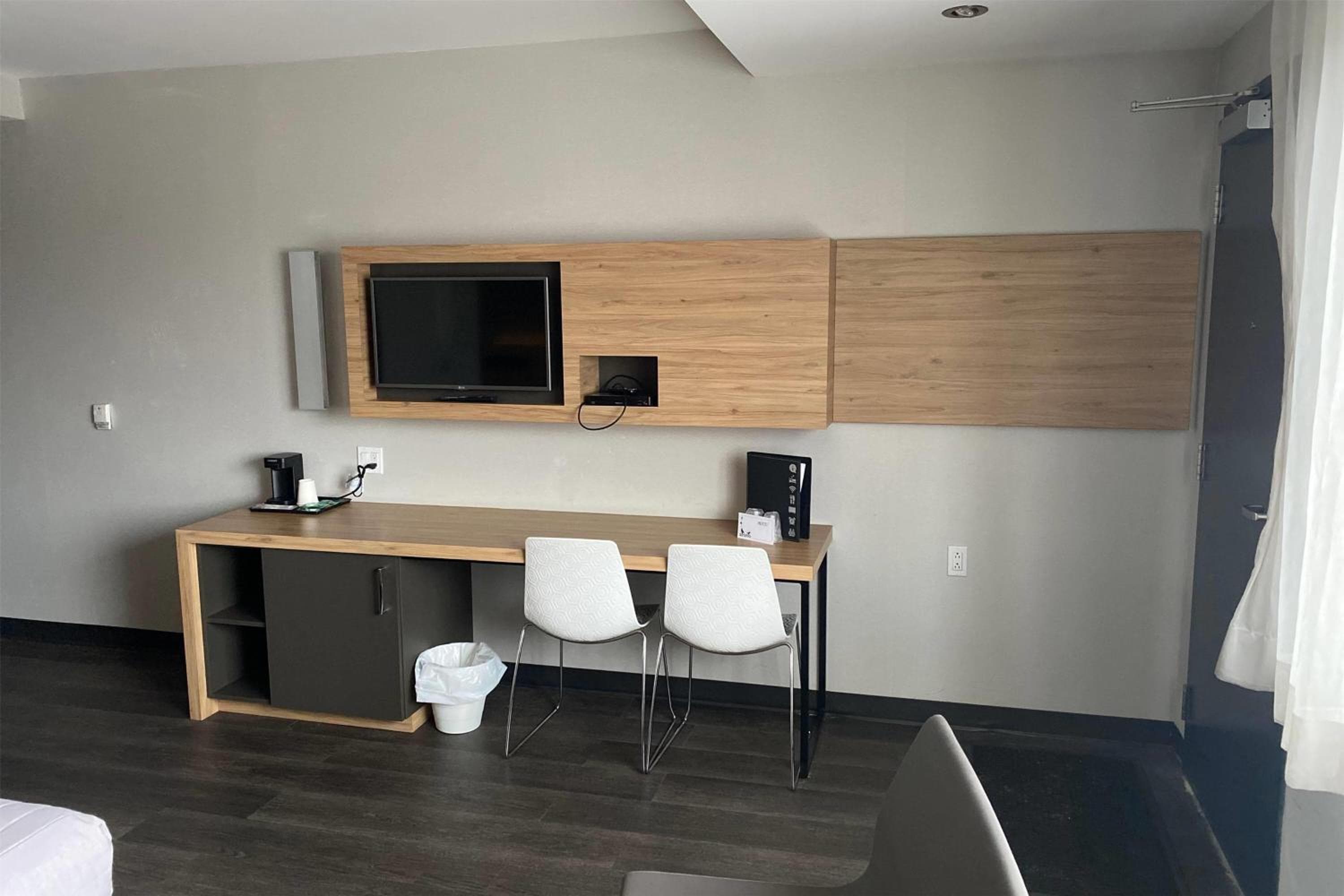 Ramada by Wyndham Laval