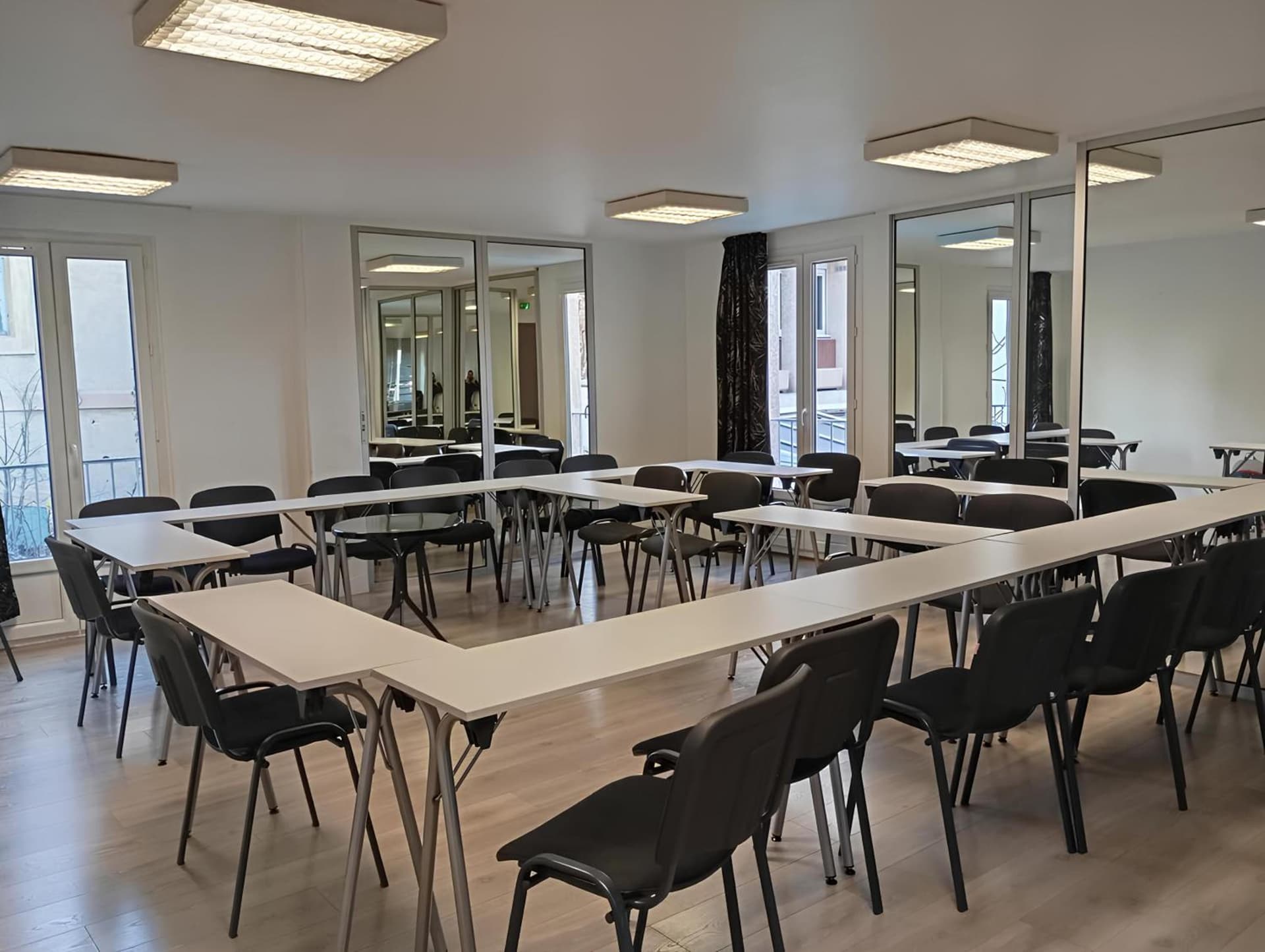 Adonis Arc Hôtel Aix