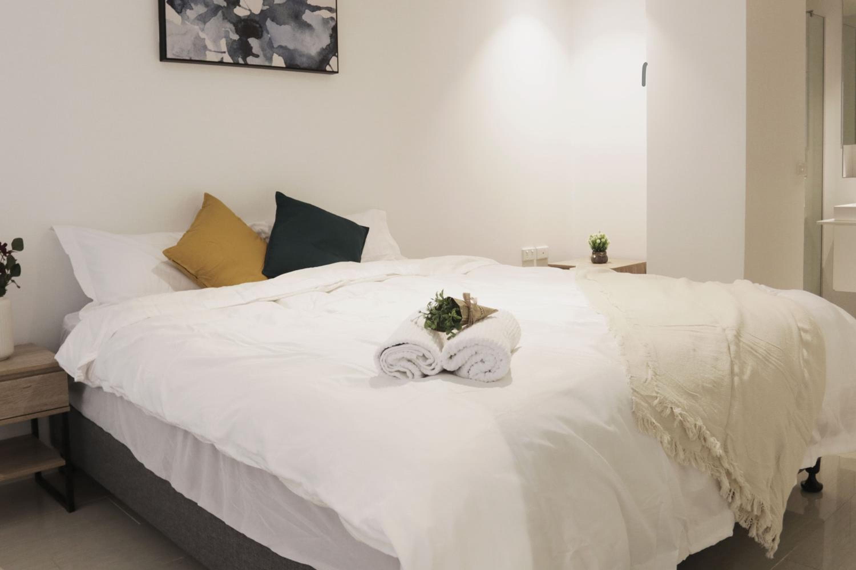 Absolute Collins Apartments