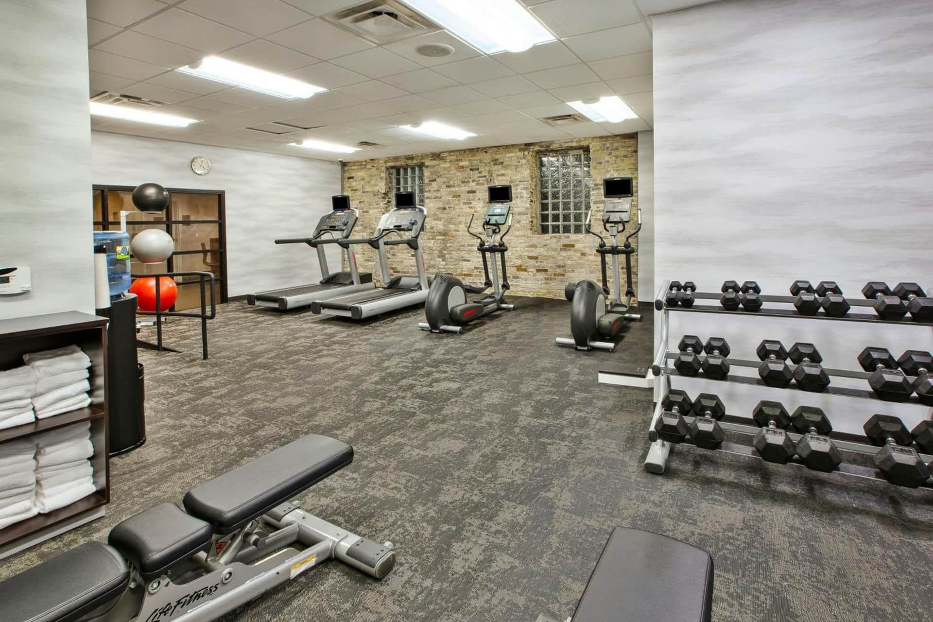 Fairfield Inn & Suites Milwaukee Downtown