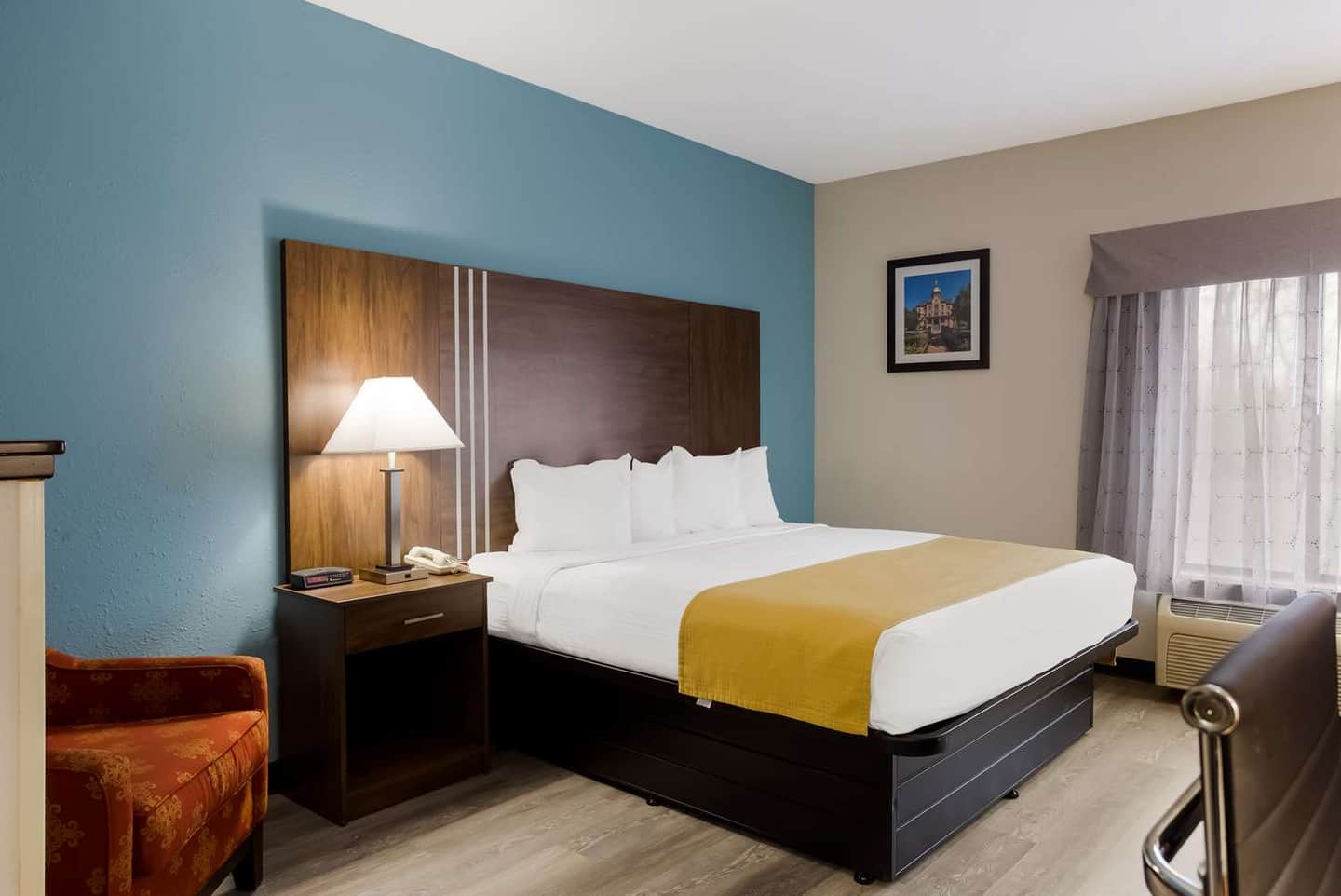 Best Western Crossroads Inn