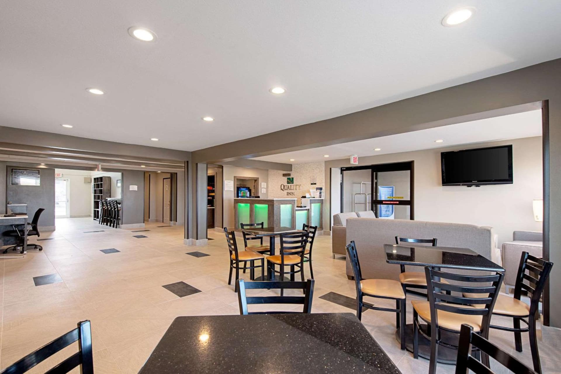 Quality inn - Mishawaka South bend