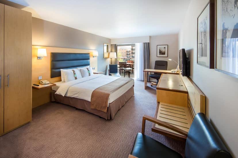 Holiday Inn London Brentford Lock