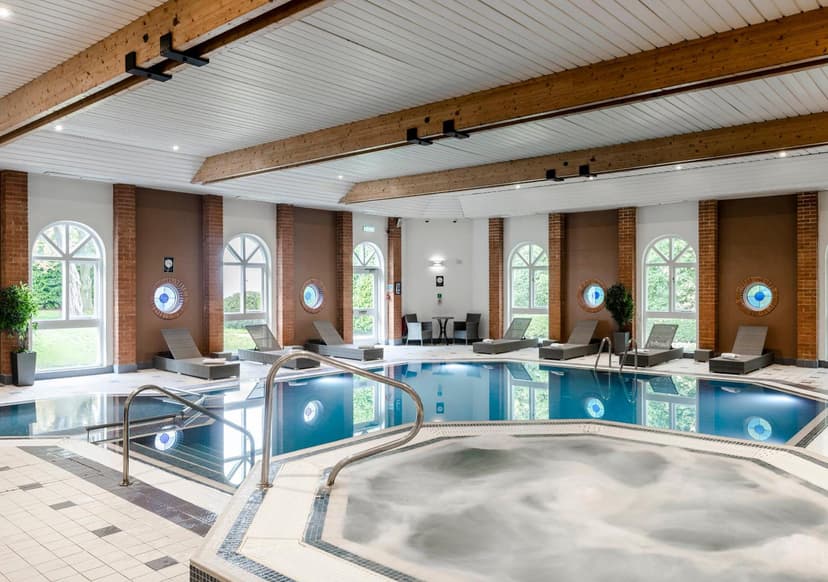 Hogs Back Hotel & Spa Nr Farnham