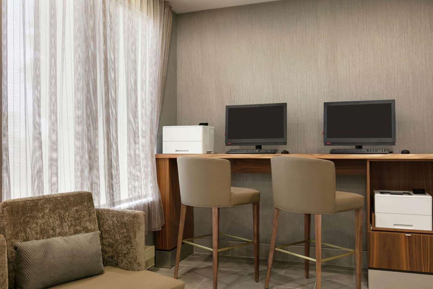 Embassy Suites by Hilton Montreal Airport