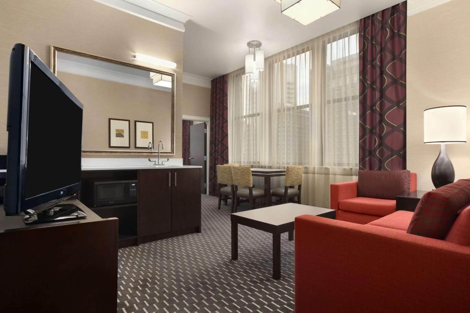 Embassy Suites by Hilton St. Louis Downtown