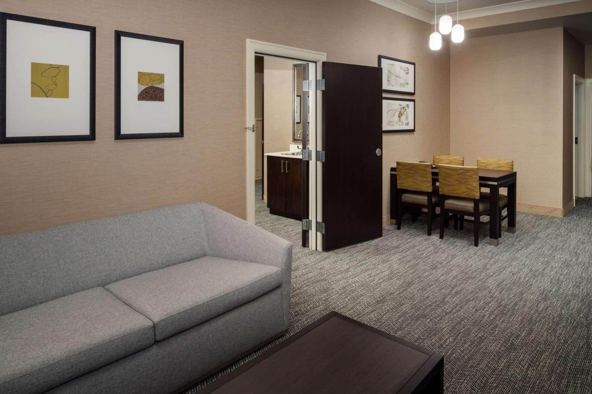 Embassy Suites by Hilton St. Louis Downtown