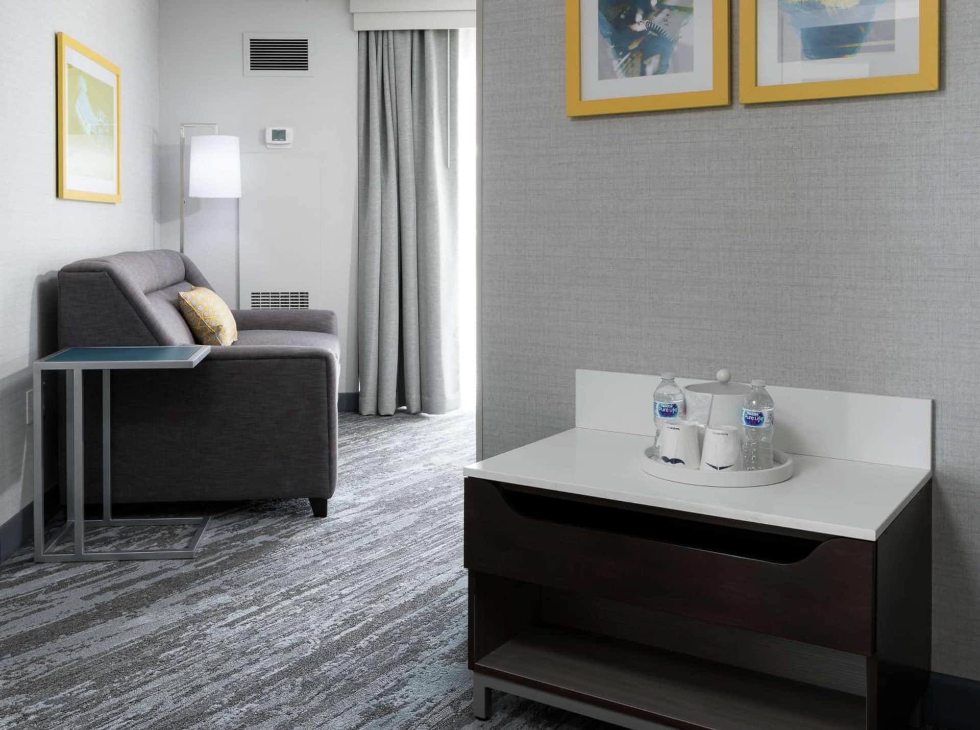 Hampton Inn & Suites Memphis at Beale Street