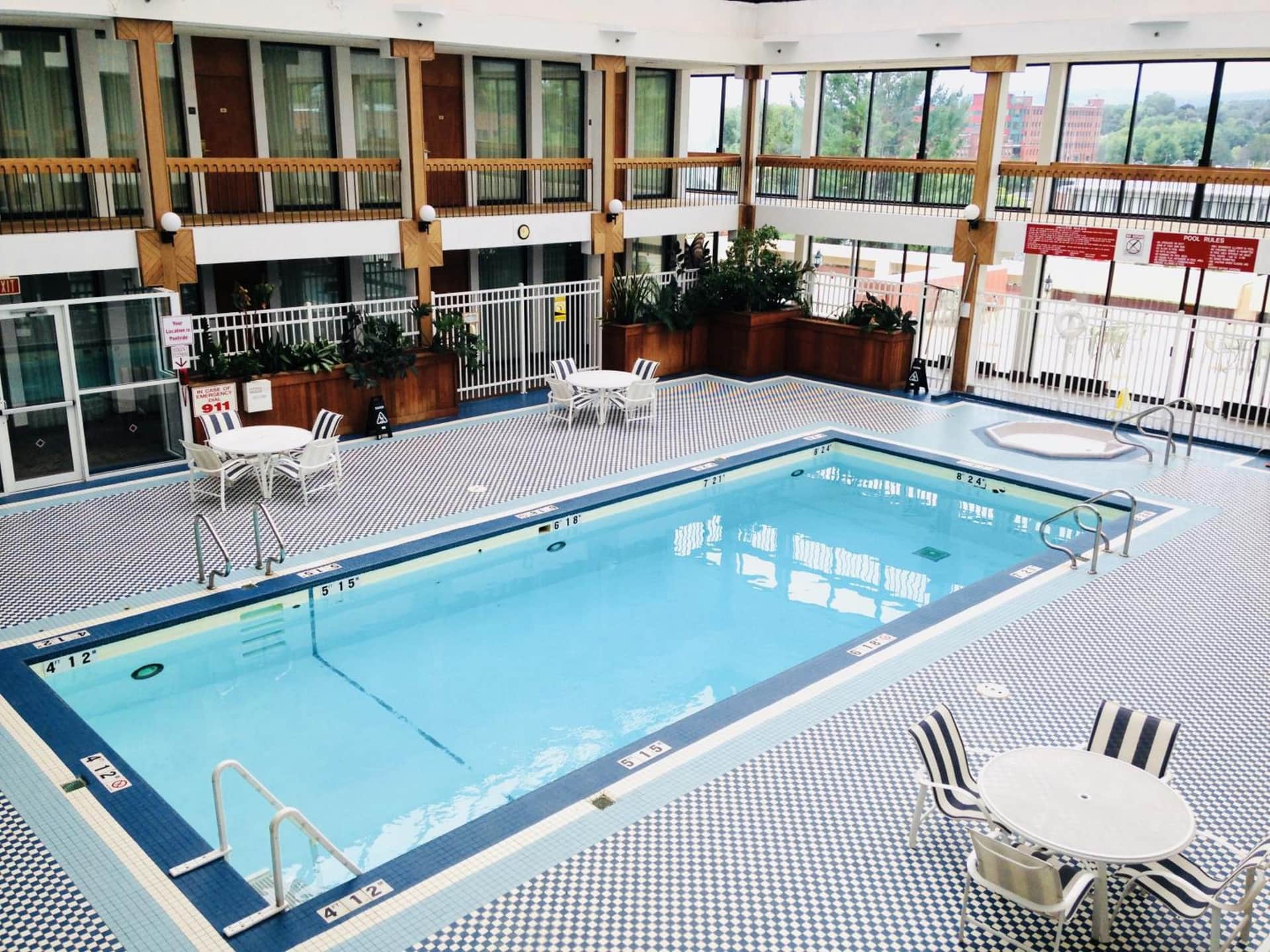 Holiday Inn and Suites Pittsfield-Berkshires