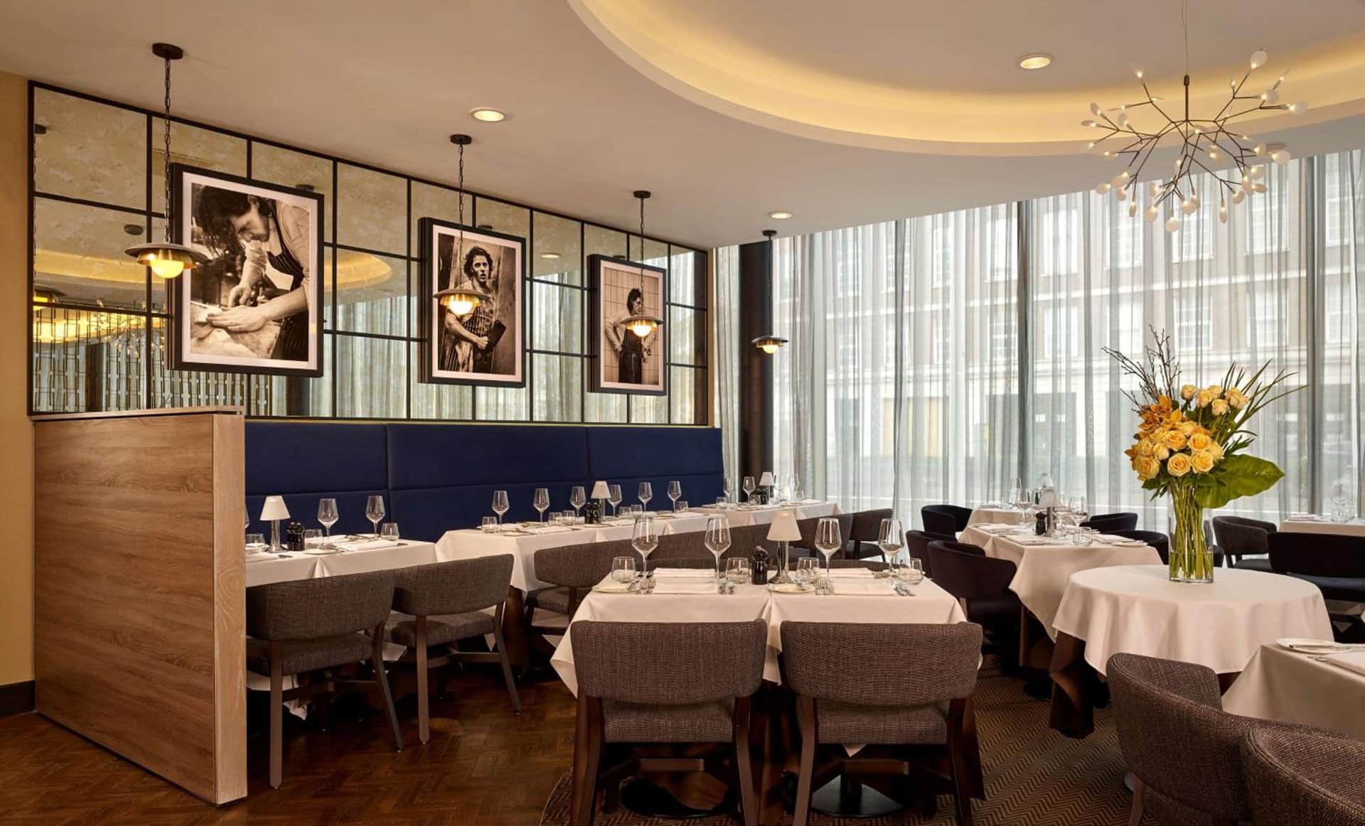 DoubleTree by Hilton Hull