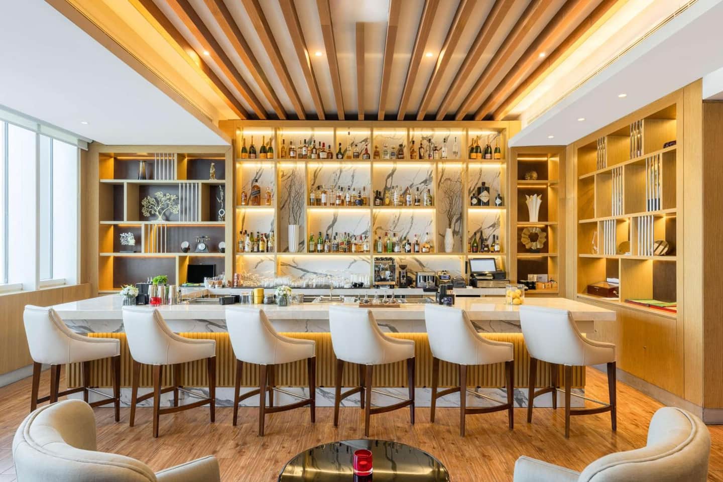 V Hotel Dubai, Curio Collection by Hilton