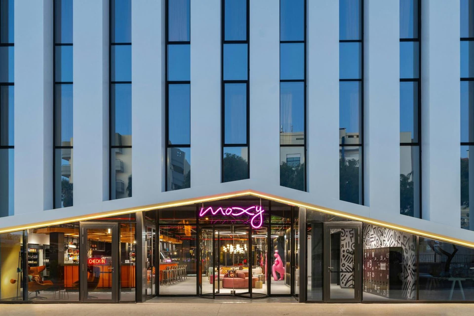 Moxy Alfragide Lisboa