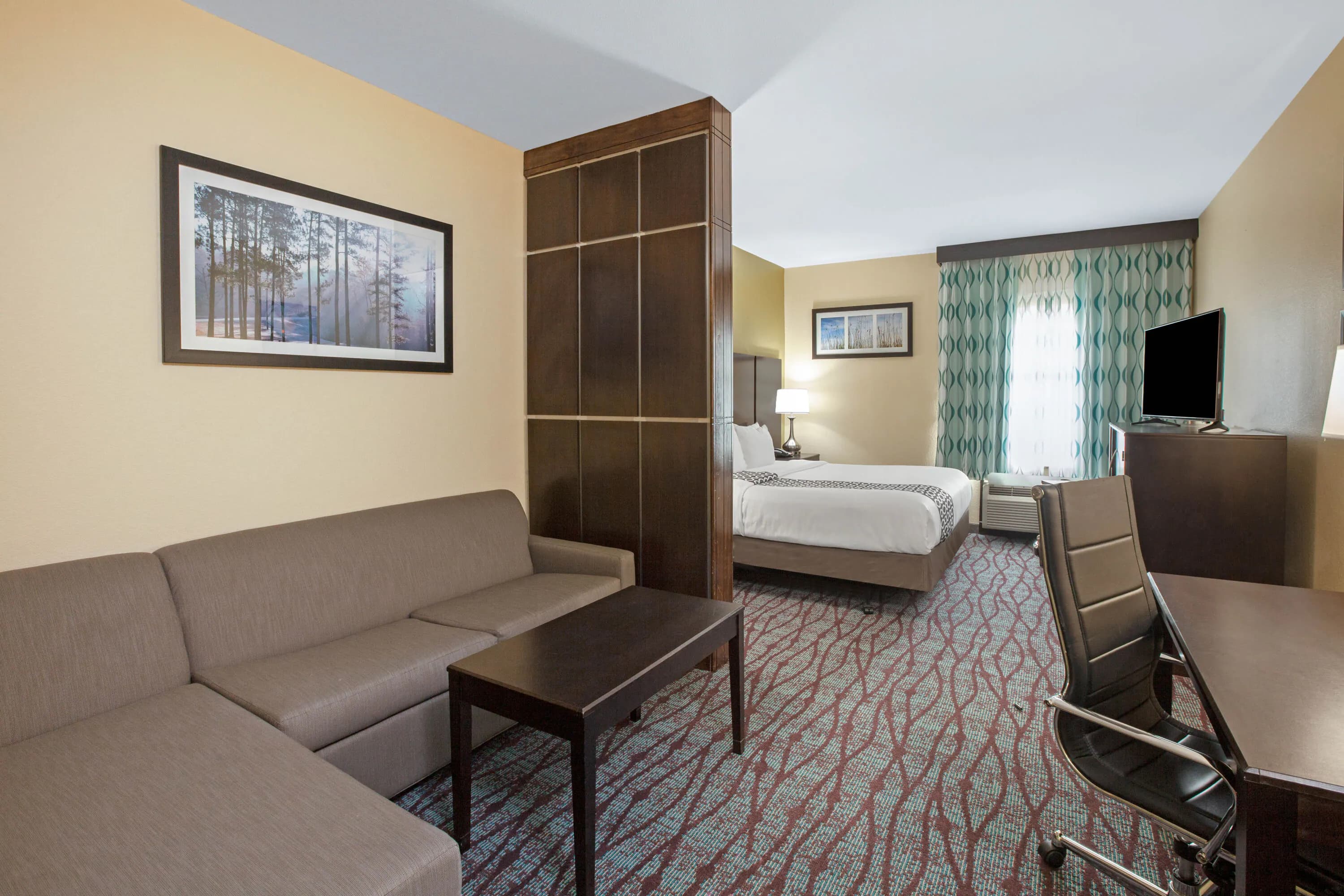 La Quinta Inn & Suites By Wyndham Houston Pasadena North