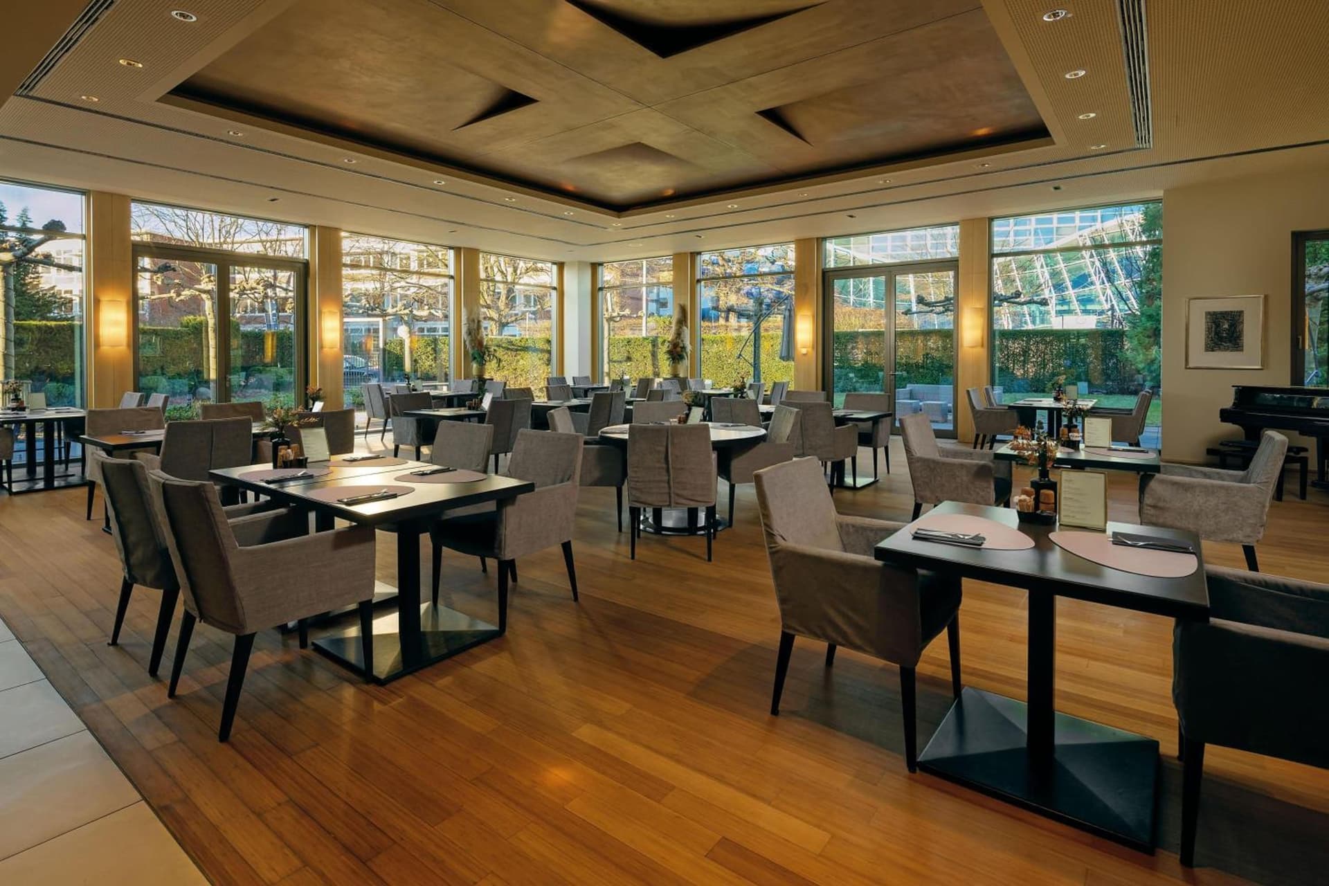 Wasserturm Hotel Cologne, Curio Collection by Hilton