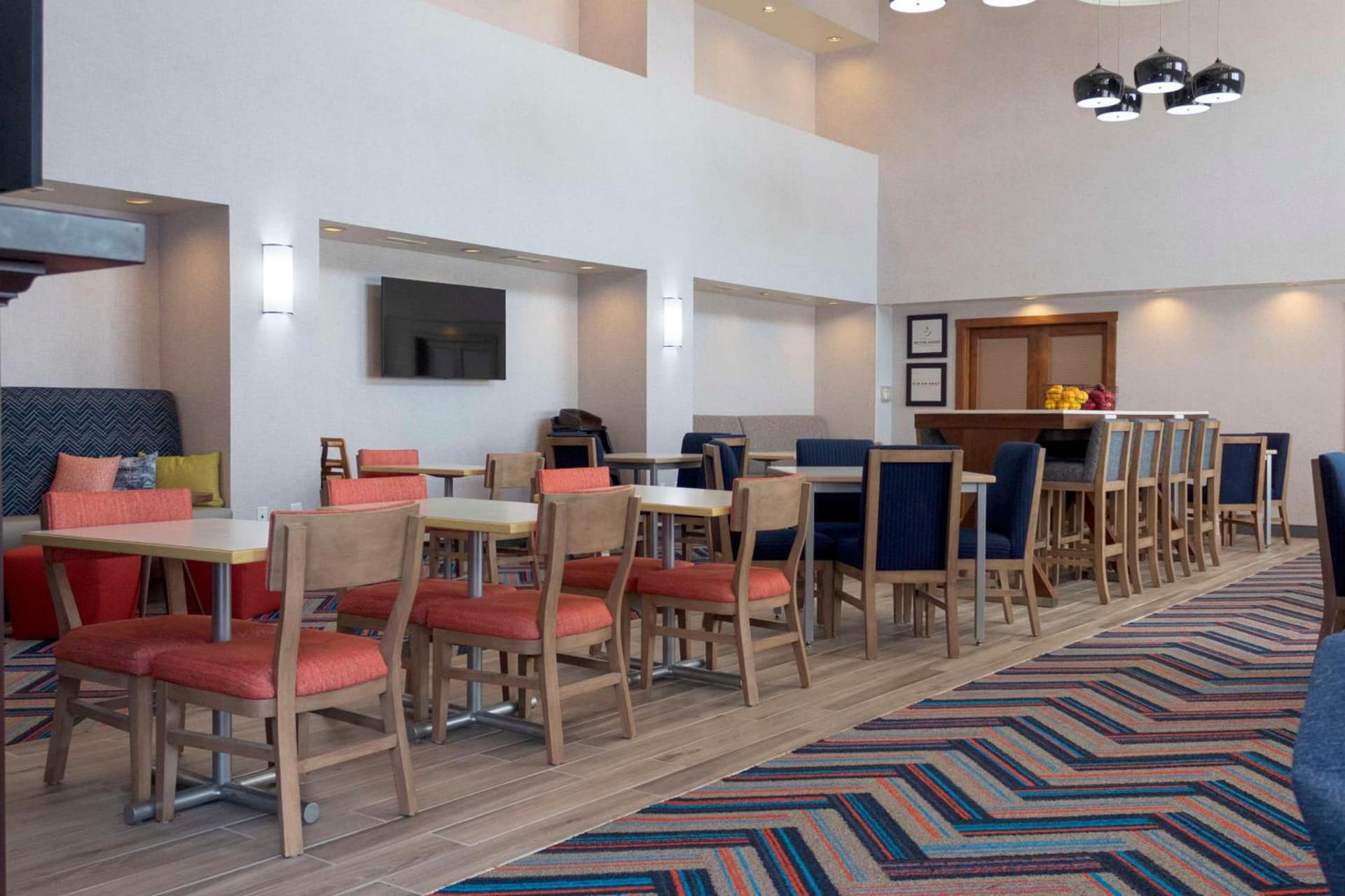 Hampton Inn & Suites Riverton