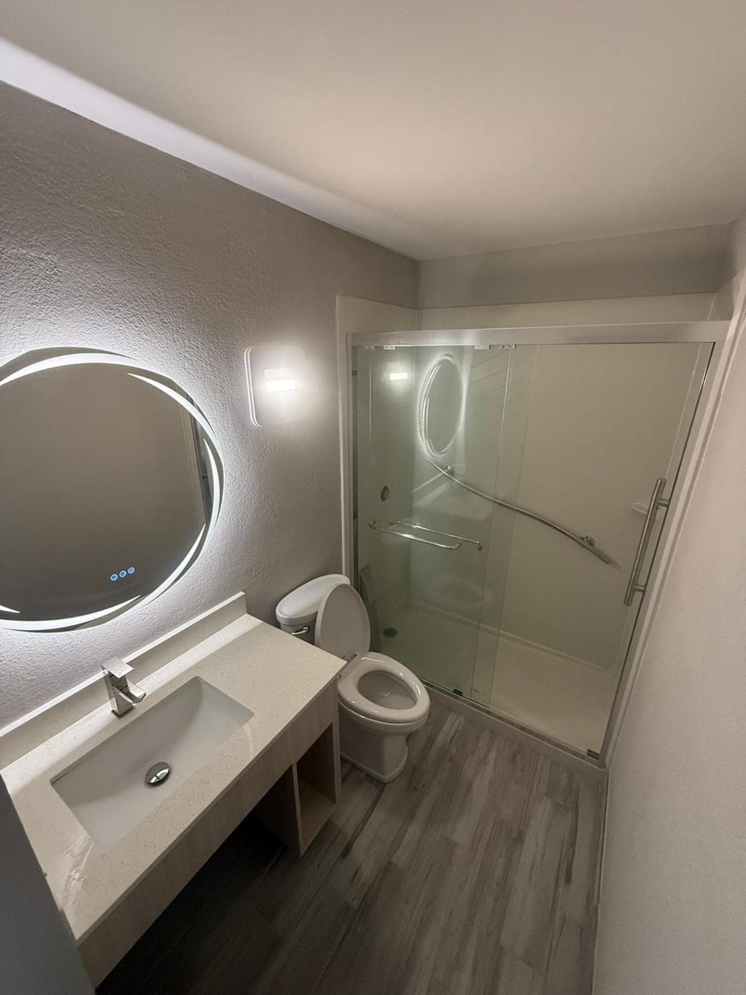 Ocean Sands Beach Boutique Inn NC