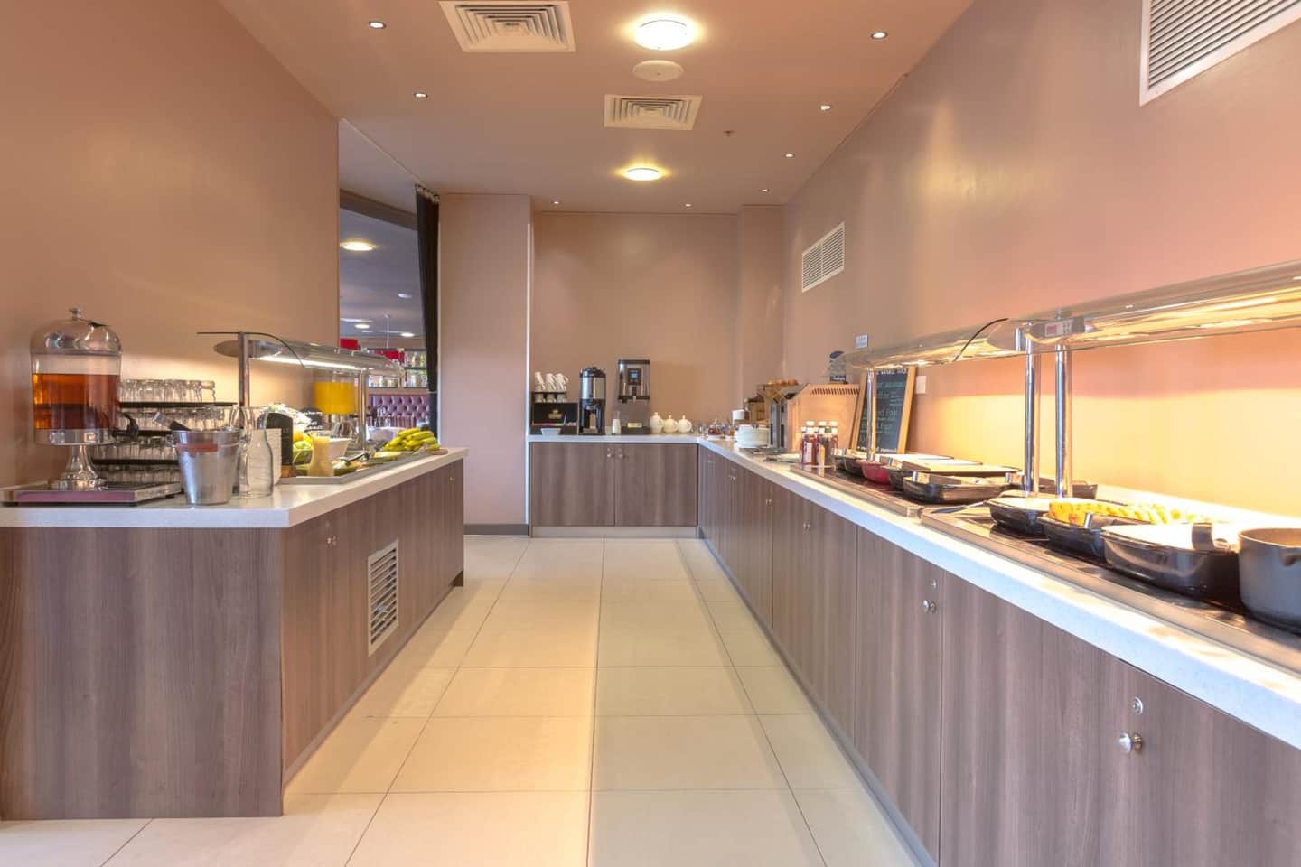 Holiday Inn Manchester-Mediacityuk by IHG