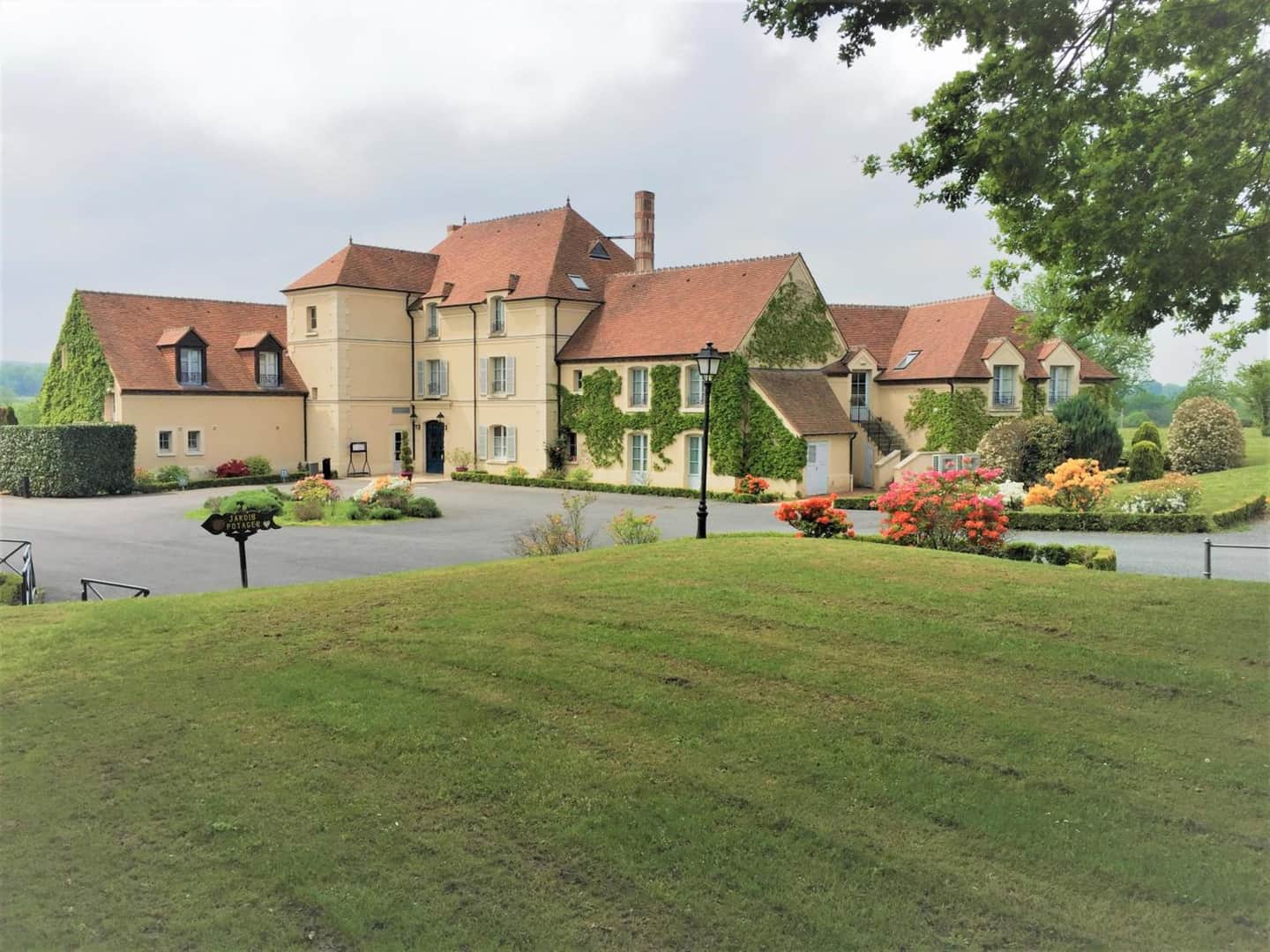 Logis Hôtel - Domaine de l'Orangerie