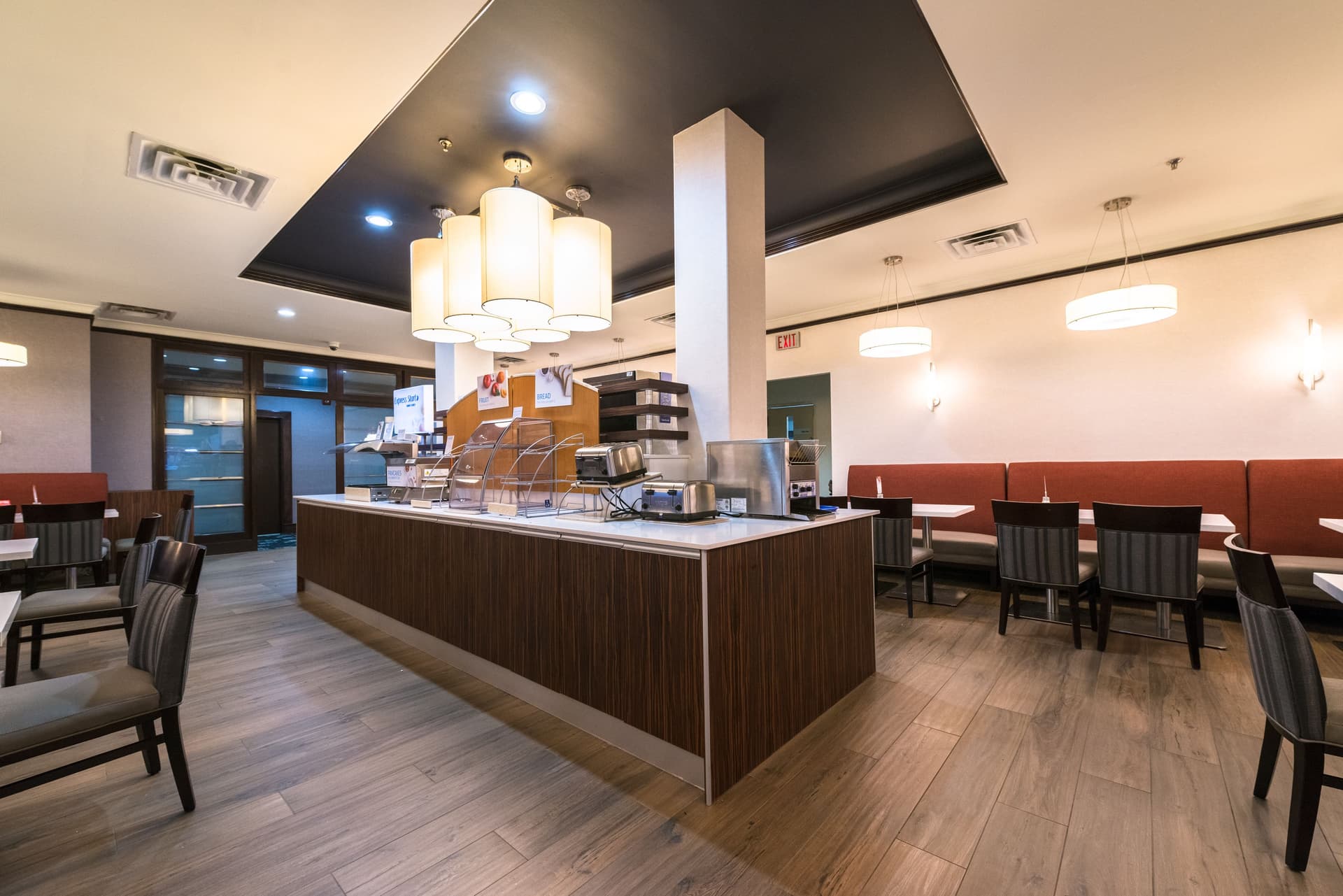 Holiday Inn Express Edmonton Downtown by IHG