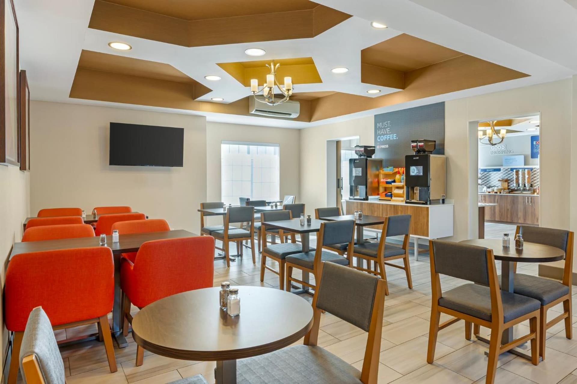 Holiday Inn Express & Suites - Indianapolis - East
