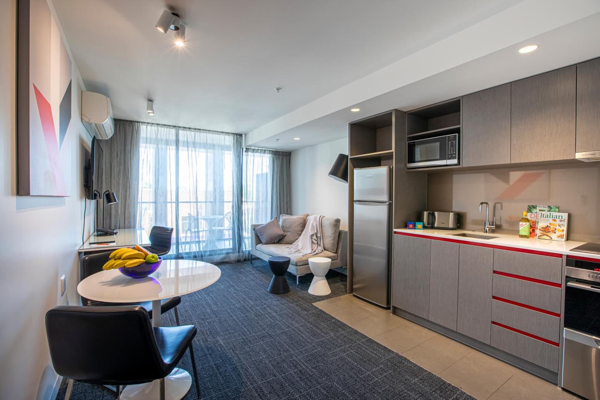 MainStay Suites Abbotsford