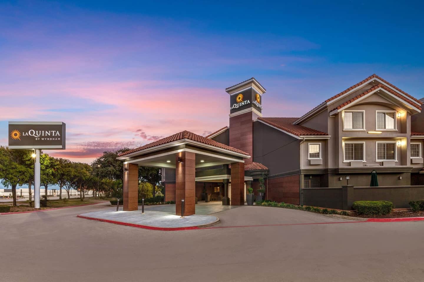 La Quinta by Wyndham Dallas DFW Airport North