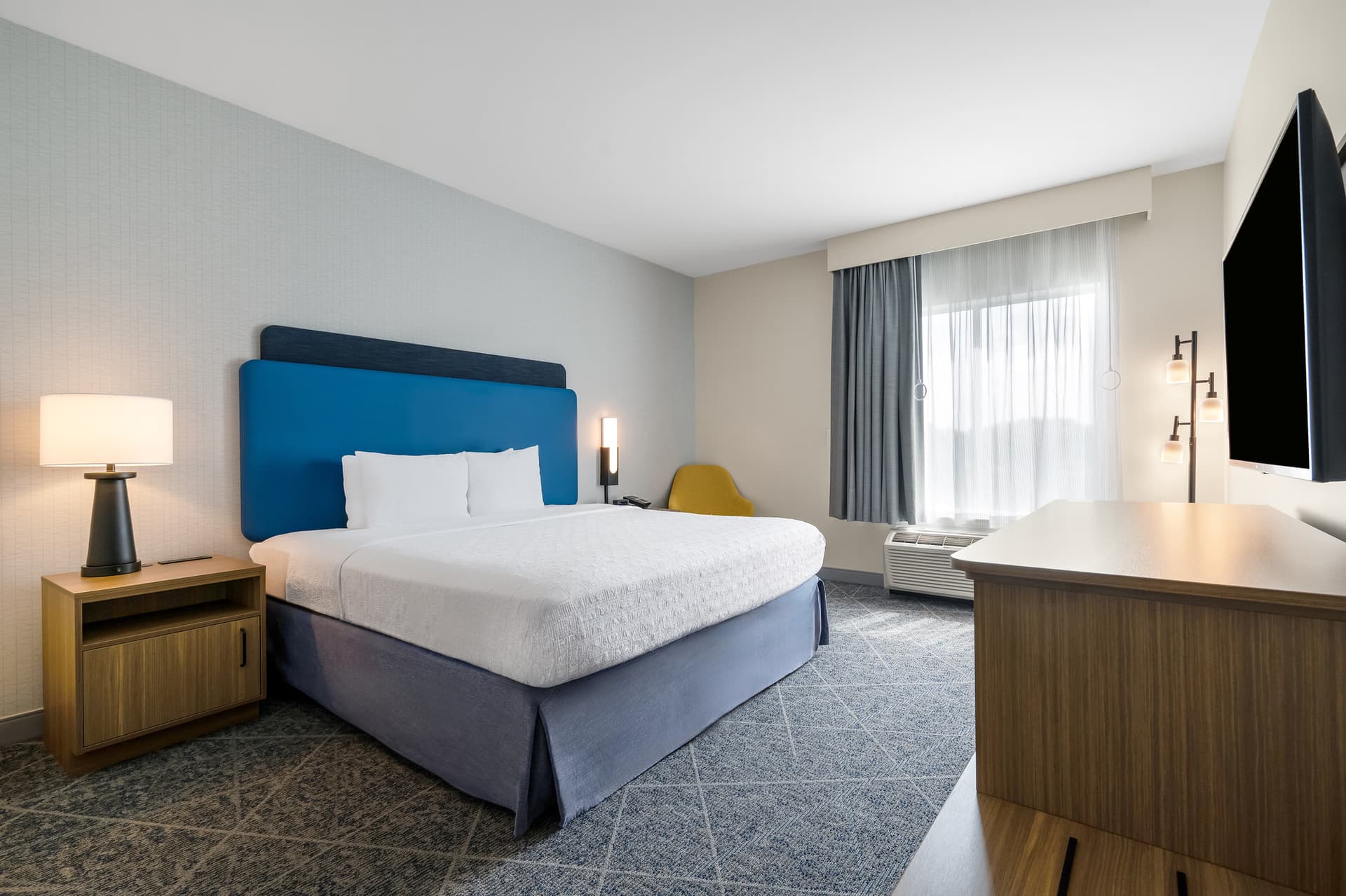 Hampton Inn by Hilton Nashville Airport Century Place