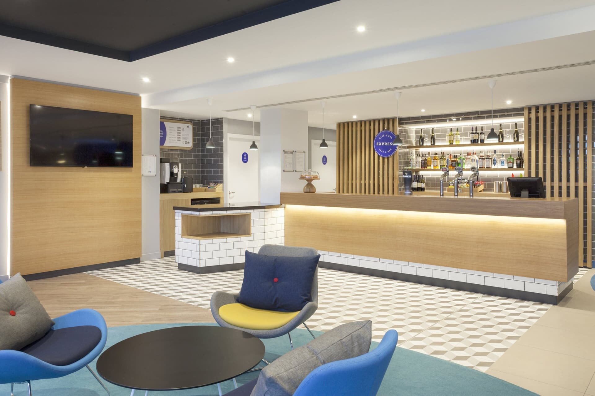 Holiday Inn Express - St. Albans - M25, Jct.22