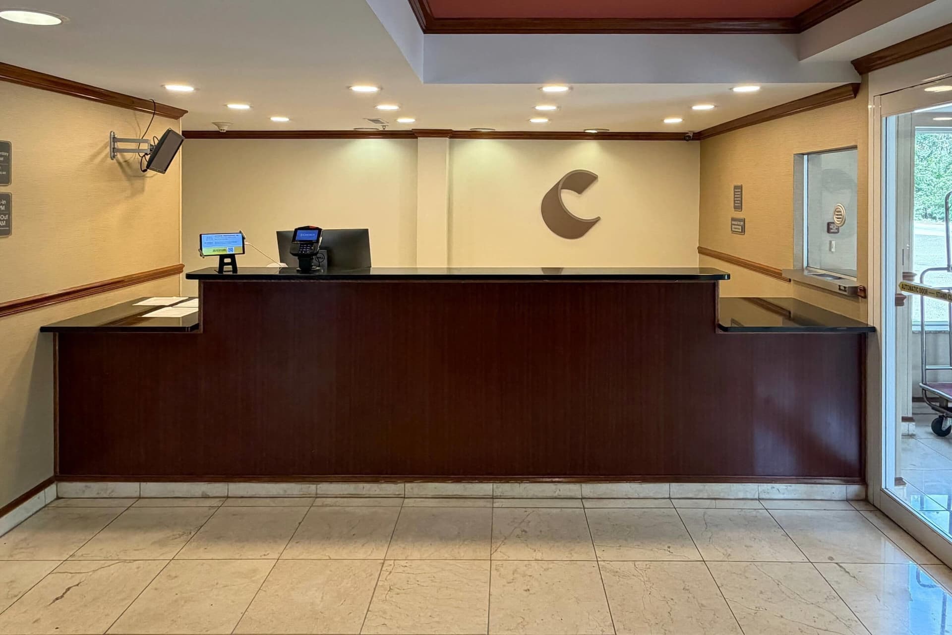Comfort Inn & Suites Charleston Airport Convention Center