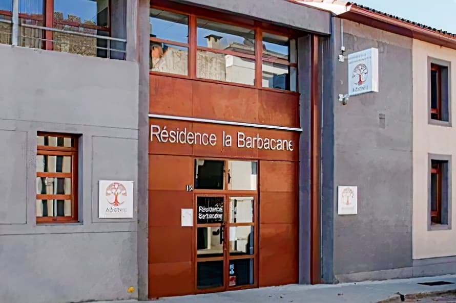 Adonis Carcassonne La Barbacane