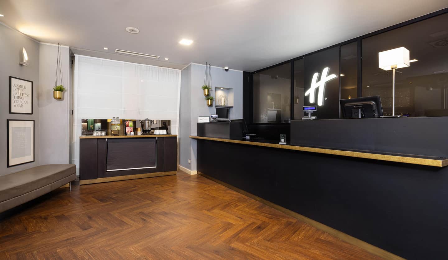 Holiday Inn Milan Garibaldi Station